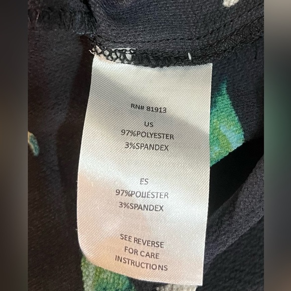 NWT C&E Los Angeles Tiger Lily Romper SZ M - Picture 13 of 13